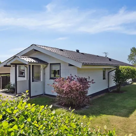 Wrange - 150m From The Sea By Interhome בית נופש