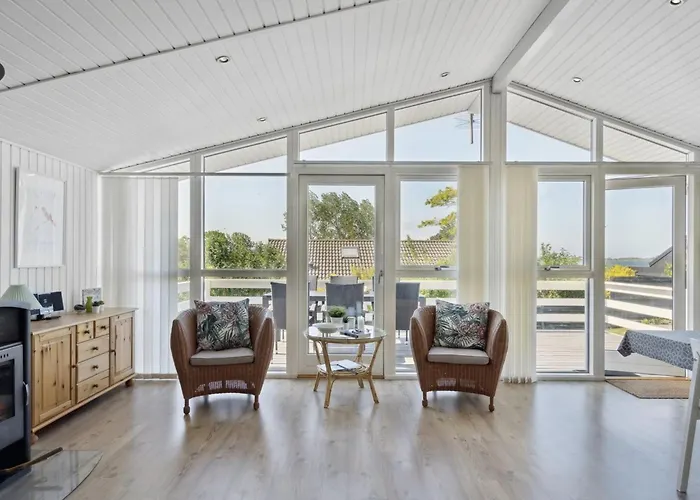 Wrange - 150m From The Sea By Interhome